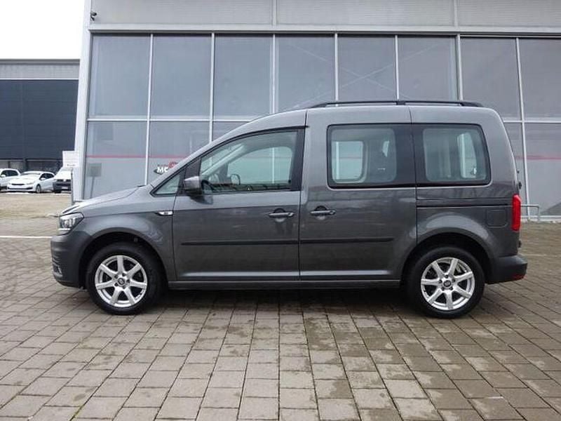 Grau Gebraucht 2020 VW Caddy Trendline Van / Kleinbus | 20.990 € (Teuer) - Bild 1/4