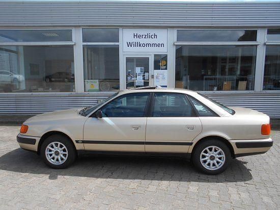Beige Gebraucht 1991 Audi 100 Limousine | 7.900 € - Bild 1/4