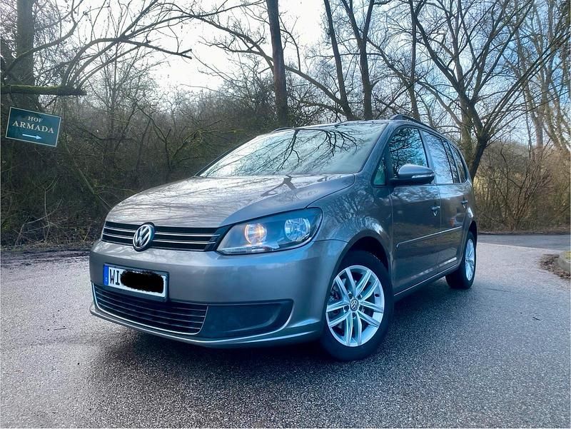 Andere farben Gebraucht 2010 VW Touran Van / Kleinbus | 5.800 € - Bild 1/4