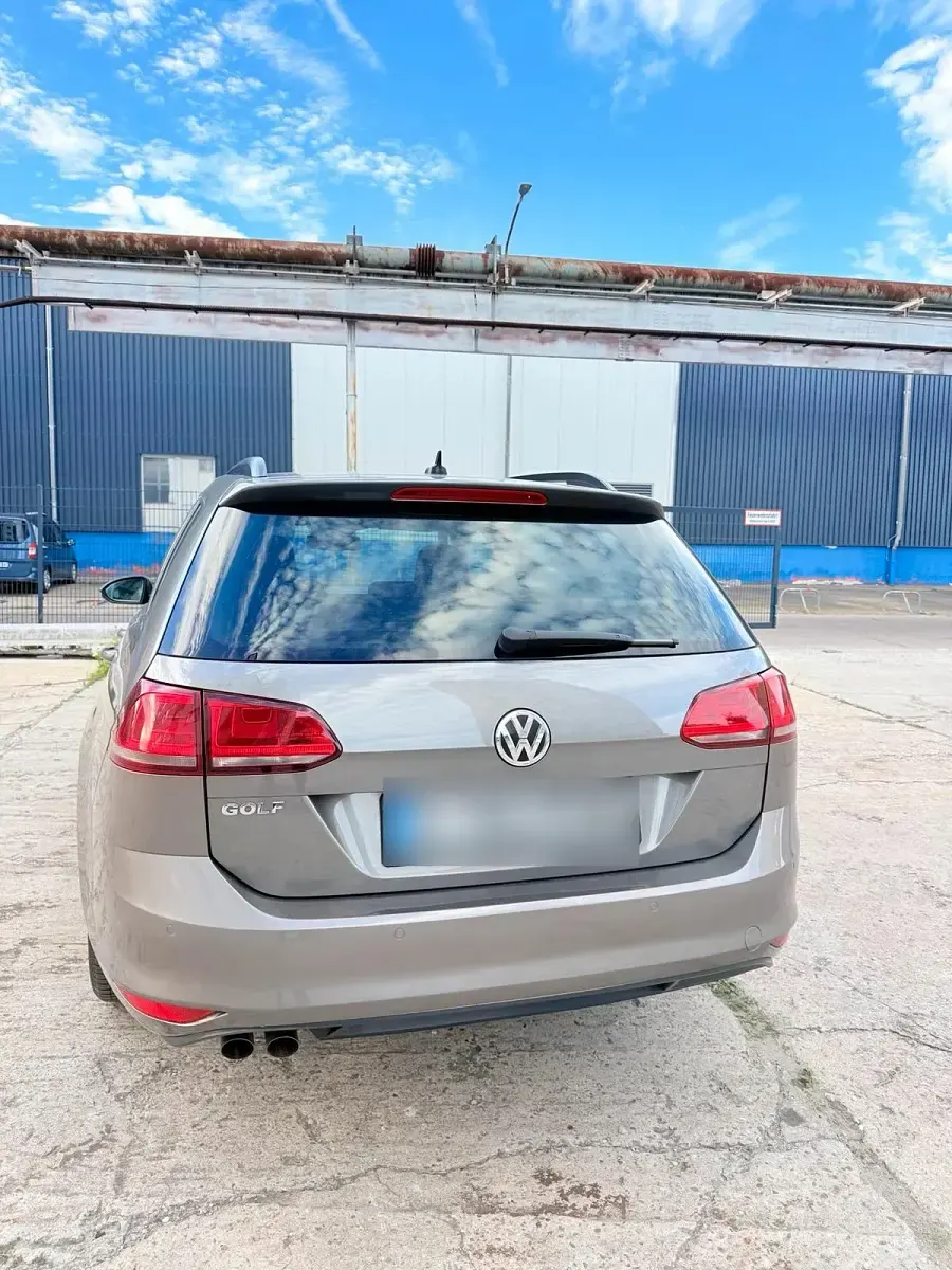 Gebraucht VW Golf VII 150 PS (110 kW) 2015 Gold Kombi
