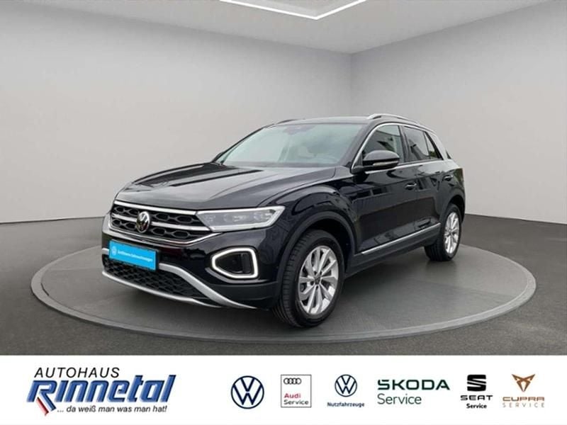 Deep black perleffekt Gebraucht 2024 VW T-Roc Style SUV | 30.880 € (Fairer Preis) - Bild 1/4