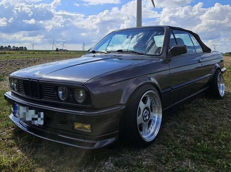 Gebraucht BMW 320 Cabriolet 193 PS (141 kW) 1990 Schwarz Cabrio