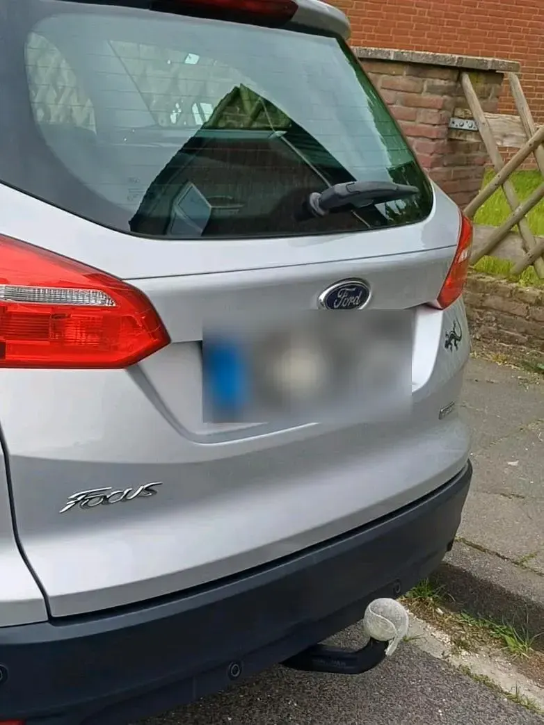 Gebraucht Ford Focus Trend 125 PS (91 kW) 2017 Silber Kombi