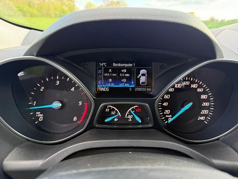 Gebraucht Ford Kuga SYNC Edition 150 PS (110 kW) 2016 SUV