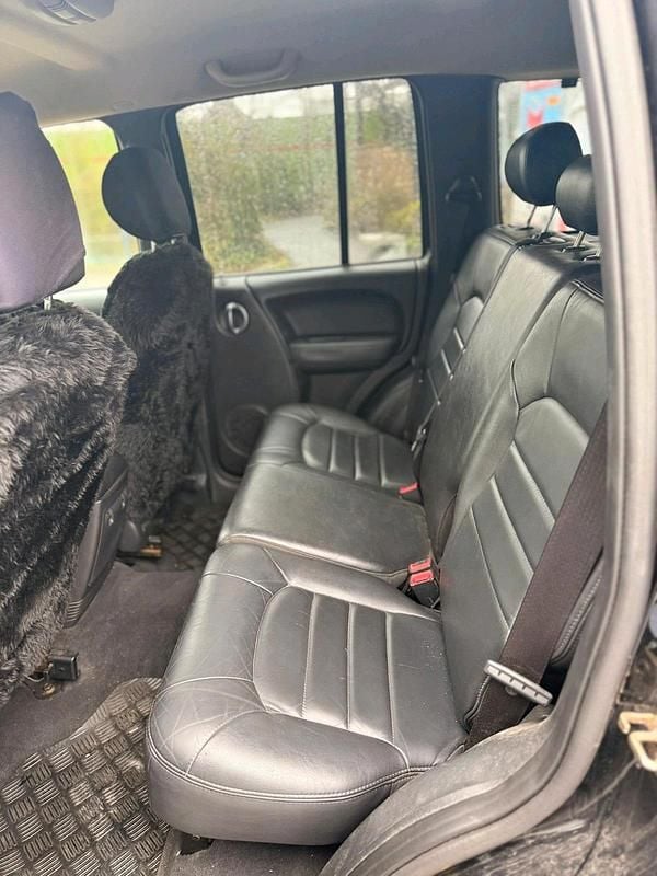 Gebraucht Jeep Cherokee 150 PS (110 kW) 2004 Schwarz SUV