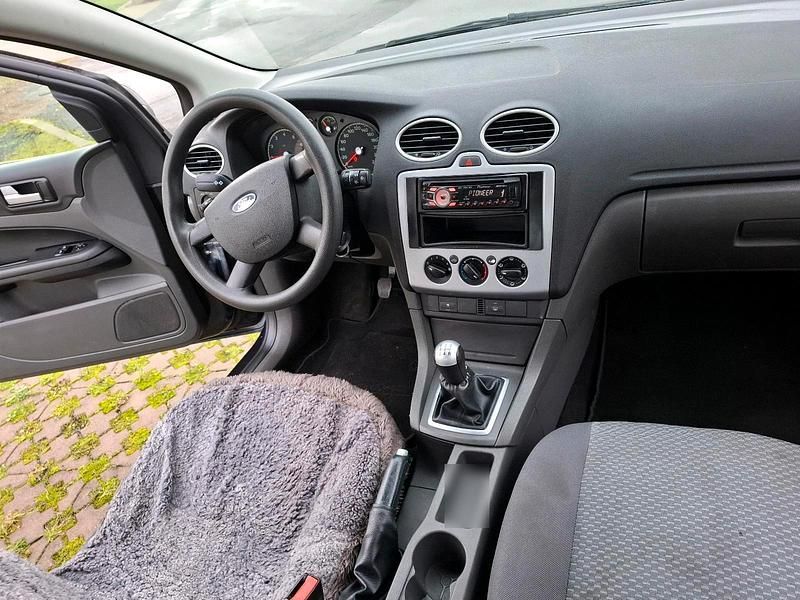 Gebraucht Ford Focus 80 PS (58 kW) 2005 Blau Limousine