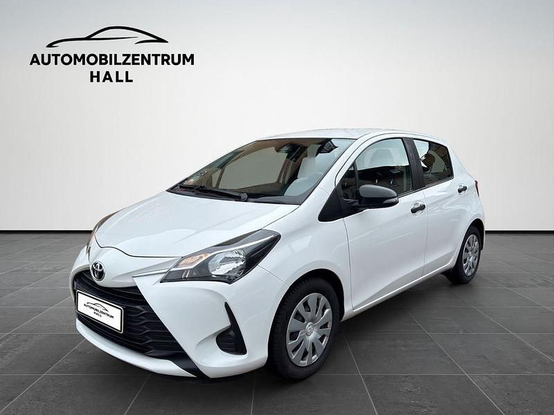 Gebraucht Toyota Yaris Cool 72 PS (52 kW) 2019 Weiß Limousine