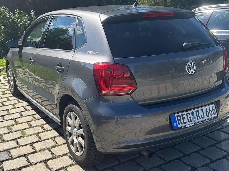 Gebraucht VW Polo 105 PS (77 kW) 2011 Grau Kleinwagen