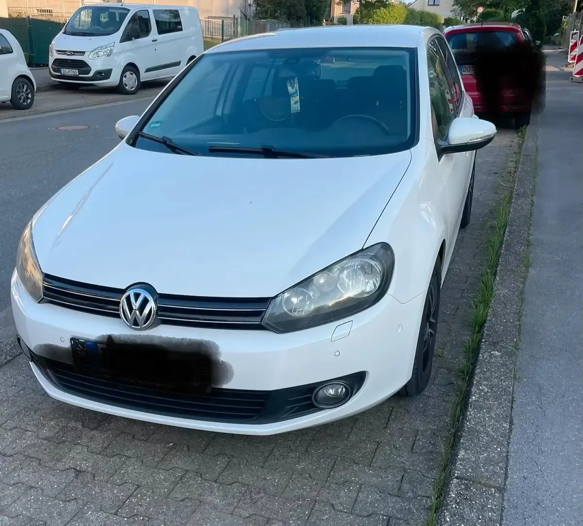 Gebraucht VW Golf VI 105 PS (77 kW) 2010 Weiß Kleinwagen