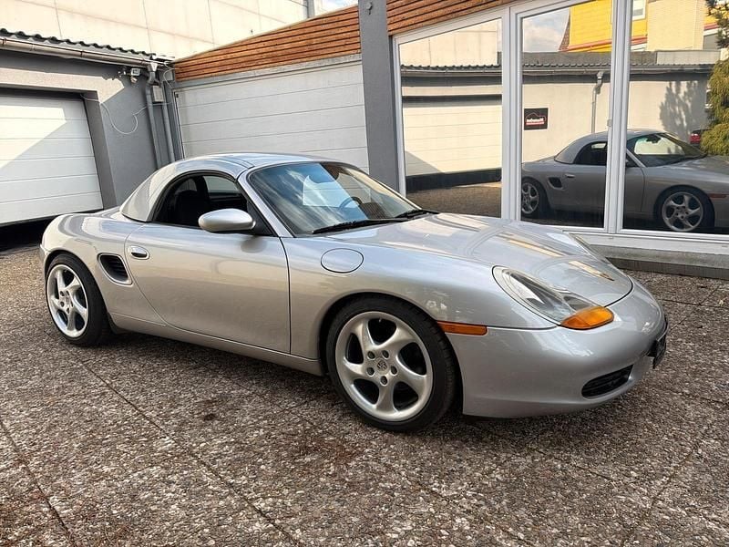 Gebraucht Porsche 986 Boxster 204 PS (150 kW) 1997 Silber Cabrio