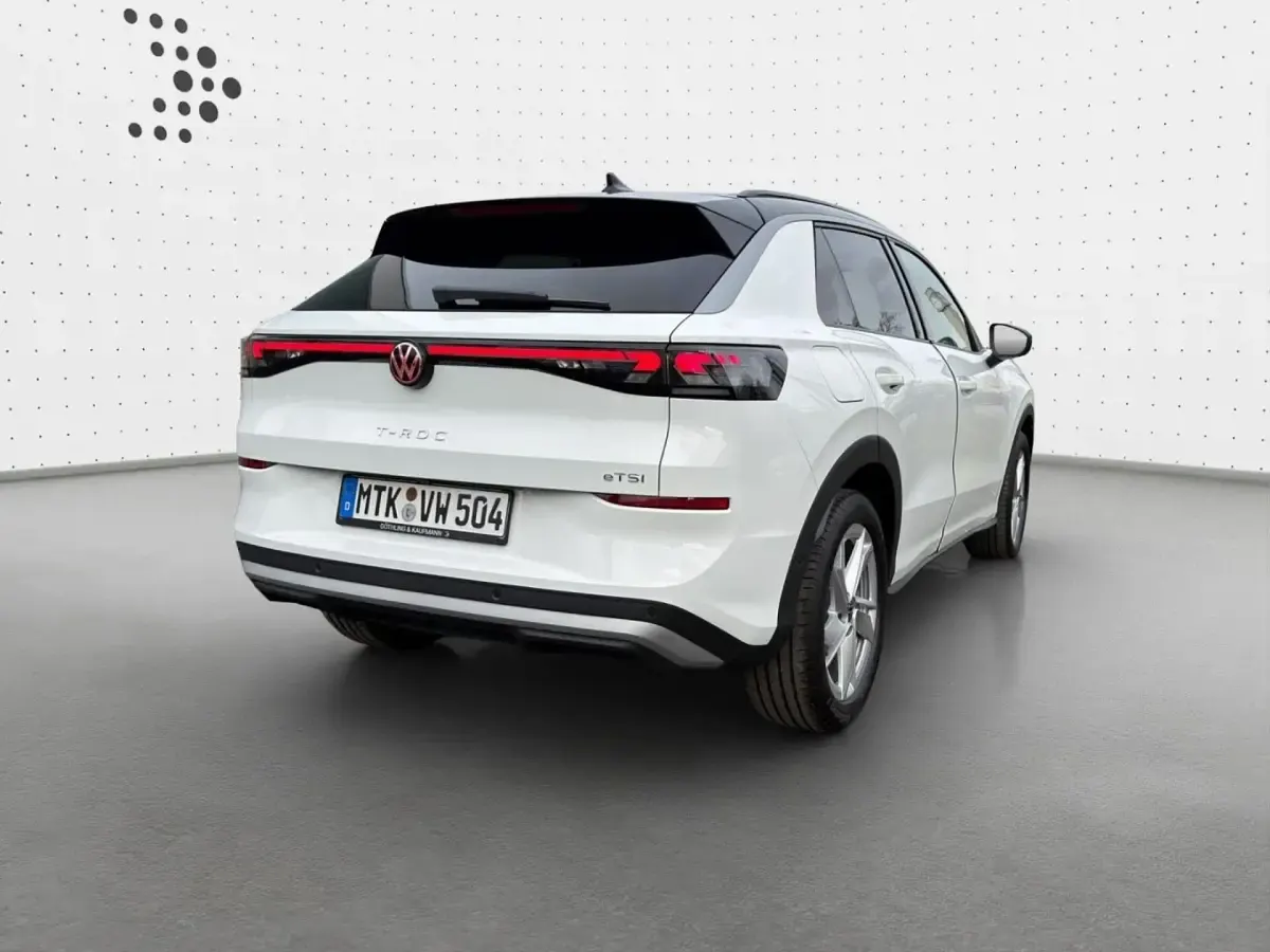 Gebraucht VW T-Roc Life 150 PS (110 kW) 2025 Weiß SUV