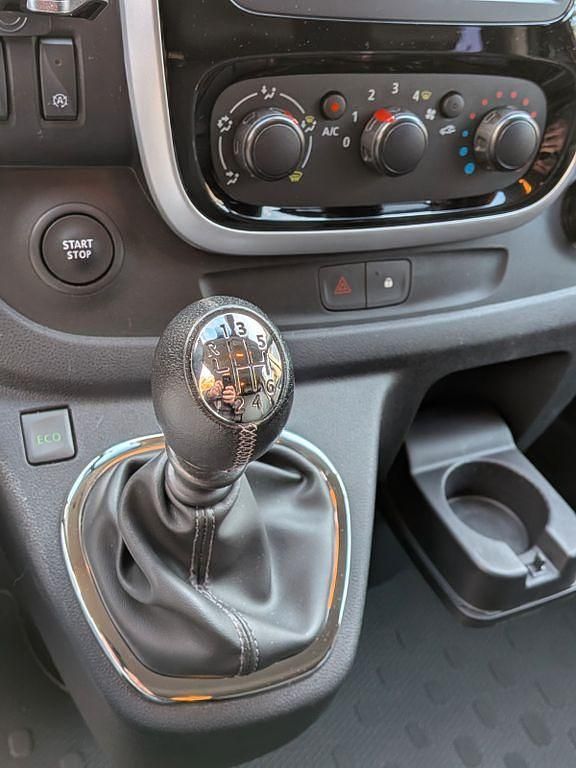 Gebraucht Renault Trafic 145 PS (106 kW) 2019 Schwarz Van / Kleinbus