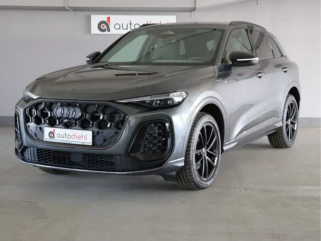 Gebraucht Audi Q5 S-Line 204 PS (150 kW) 2025 Grau SUV