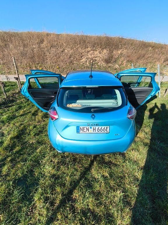 Gebraucht Renault Zoe Life 80 kW (109 PS) 2021 Blau Kleinwagen