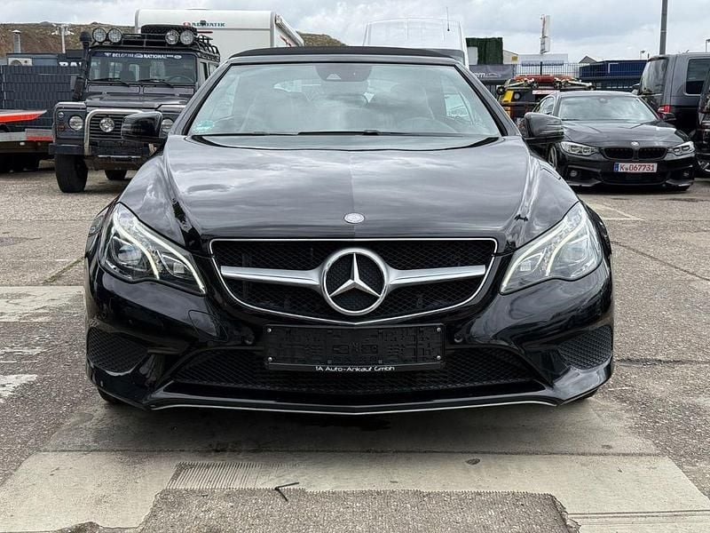 Gebraucht Mercedes E200 184 PS (135 kW) 2013 Schwarz Cabrio