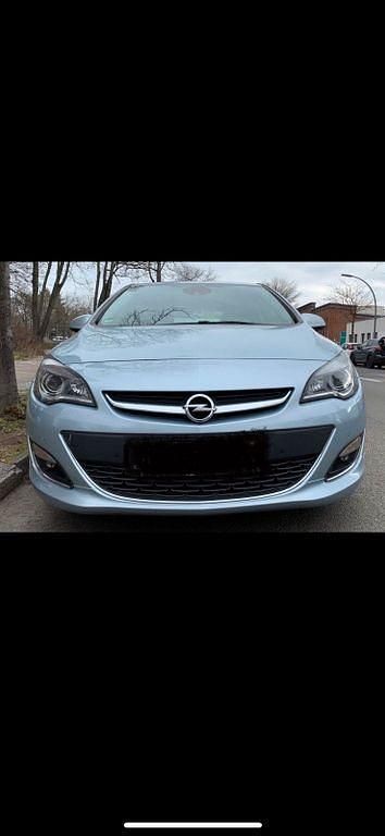 Gebraucht Opel Astra Sport 165 PS (121 kW) 2014 Silber Limousine