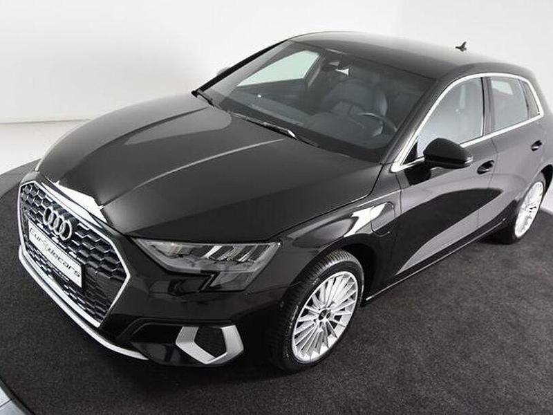 Gebraucht Audi A3 e-tron 2022 Schwarz Kleinwagen