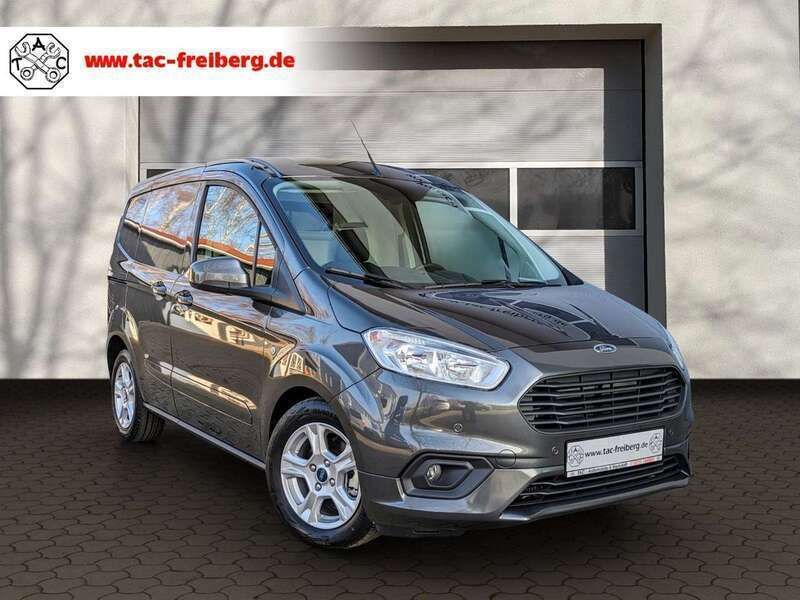 Gebraucht Ford Transit Limited 101 PS (74 kW) 2023 Magneticgrau (metallic) Van / Kleinbus