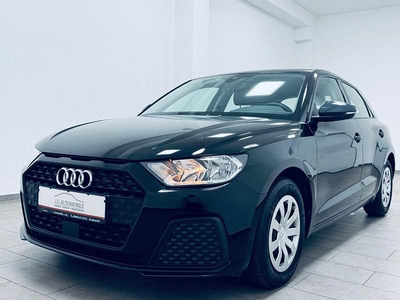 Schwarz Gebraucht 2024 Audi A1 Sportback Comfort Kleinwagen | 20.880 € (Superpreis) - Bild 1/4