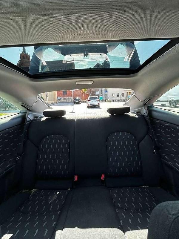 Gebraucht Mercedes C180 143 PS (105 kW) 2003 Schwarz Coupé