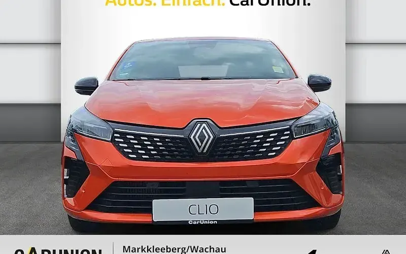 Begagnad Renault Clio V Techno 91 HK (66 kW) 2025 Orange Sedan