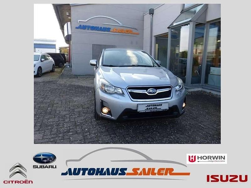 Gebraucht Subaru XV Comfort 147 PS (108 kW) 2016 Ice silver SUV