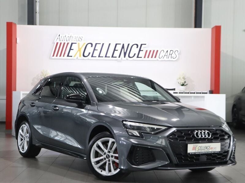 Daytonagrauperleffekt Gebraucht 2022 Audi A3 Sportback S-Line Limousine | 28.300 € (Fairer Preis) - Bild 1/4