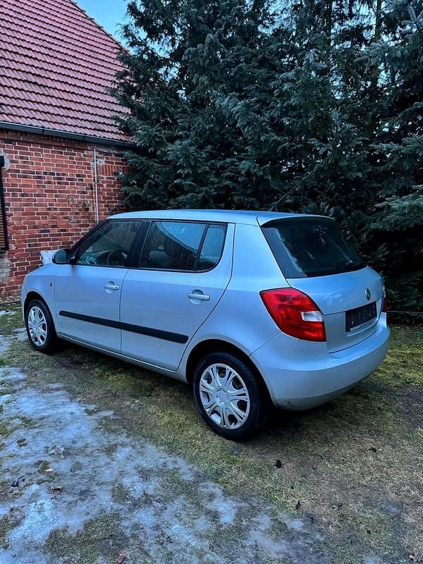 Gebraucht Skoda Fabia 2008 Silber Kleinwagen