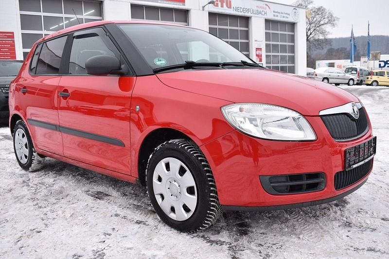 Gebraucht Skoda Fabia Cool Edition 69 PS (50 kW) 2010 Rot Kleinwagen