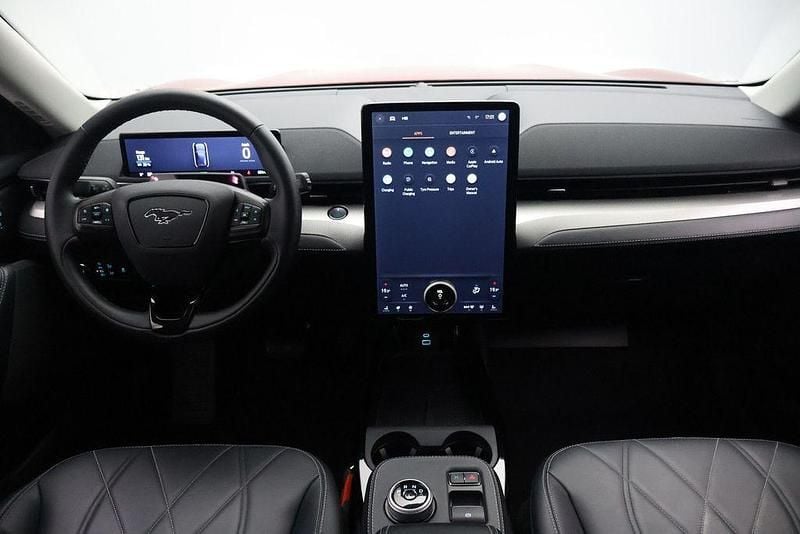 Gebraucht Ford Mustang Mach-E 197 kW (269 PS) 2023 Rot SUV