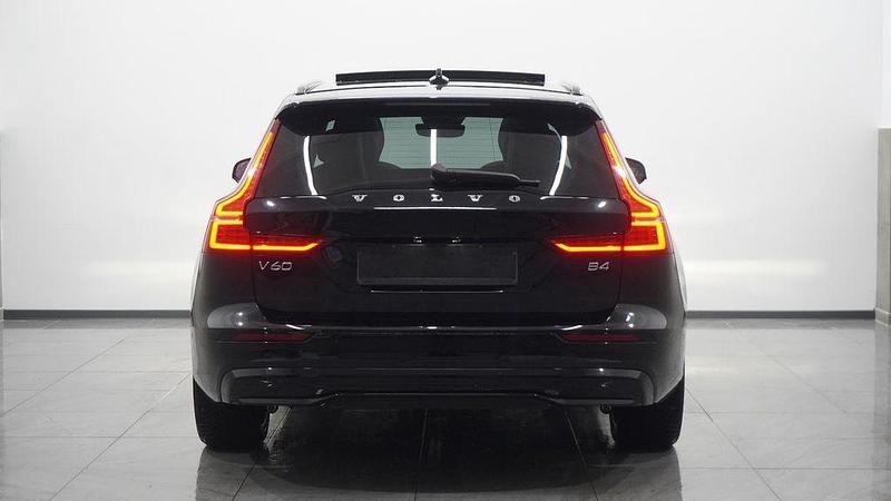 Gebraucht Volvo V60 Ultimate 197 PS (144 kW) 2023 Schwarz Kombi