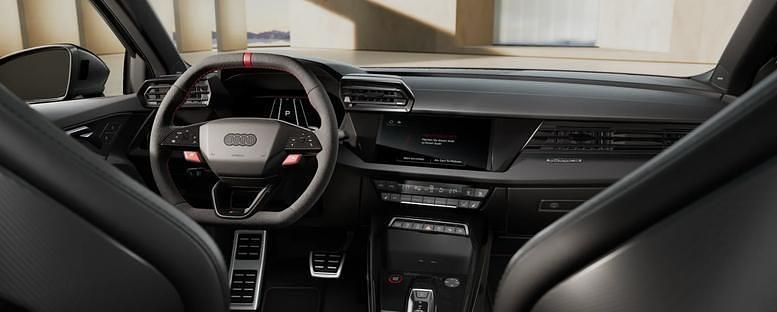 Gebraucht Audi RS3 400 PS (294 kW) 2026 Mythosschwarz metallic Limousine