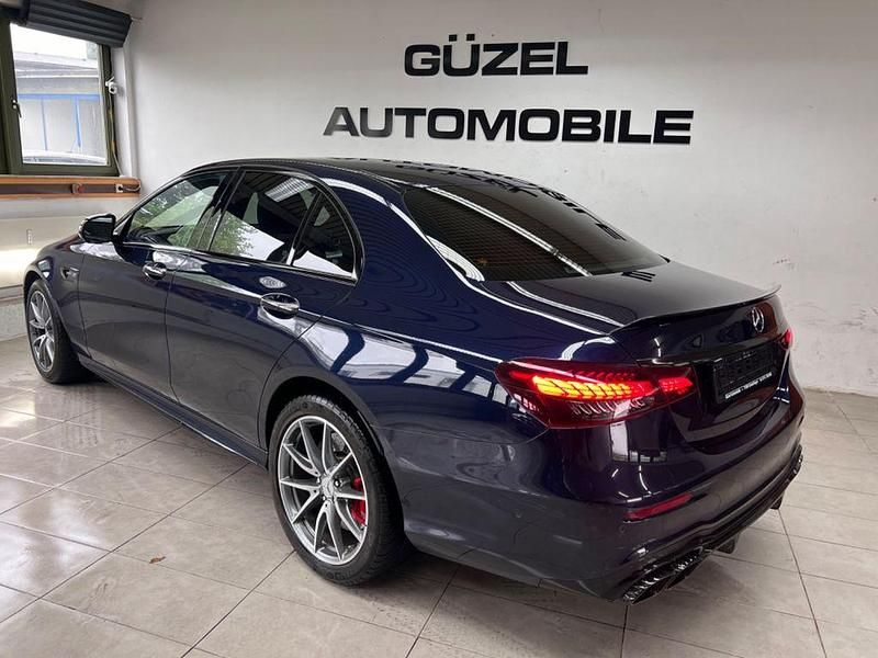 Gebraucht Mercedes E63S AMG AMG 612 PS (450 kW) 2021 Cavansitblau Limousine