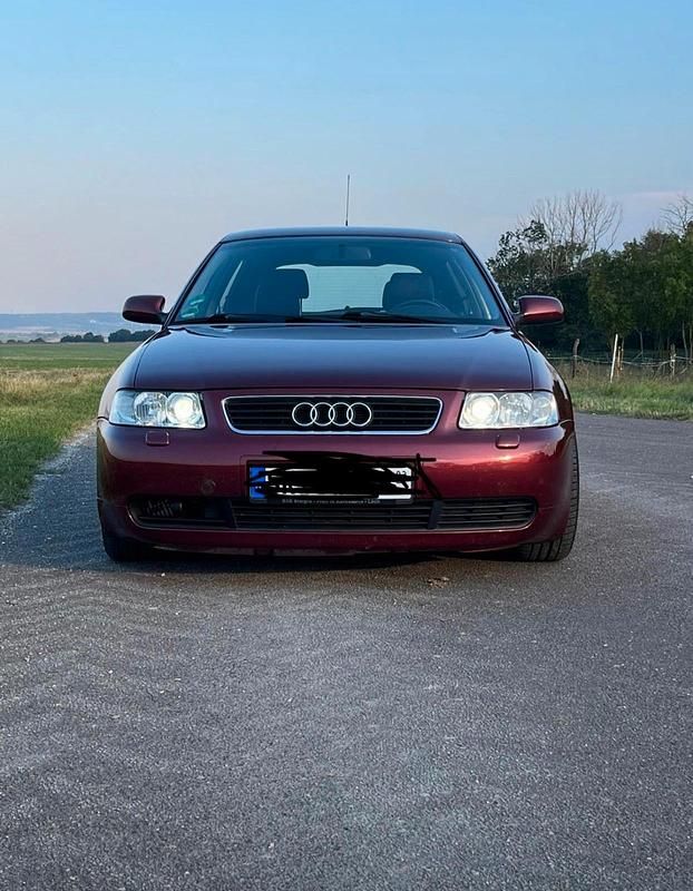 Gebraucht Audi A3 150 PS (110 kW) 2002 Rot Kleinwagen