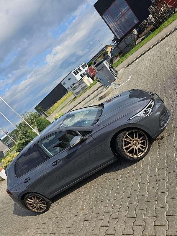 Gebraucht VW Golf VII Style 150 PS (110 kW) 2020 Limousine