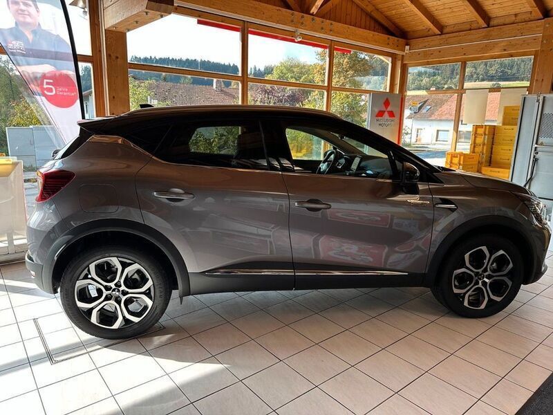 Grau Gebraucht 2023 Mitsubishi ASX Select SUV | 31.990 € (Fairer Preis) - Bild 1/4