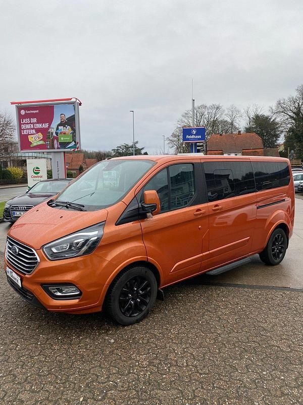 Orange Gebraucht 2018 Ford Transit Custom Van / Kleinbus | 27.900 € - Bild 1/4