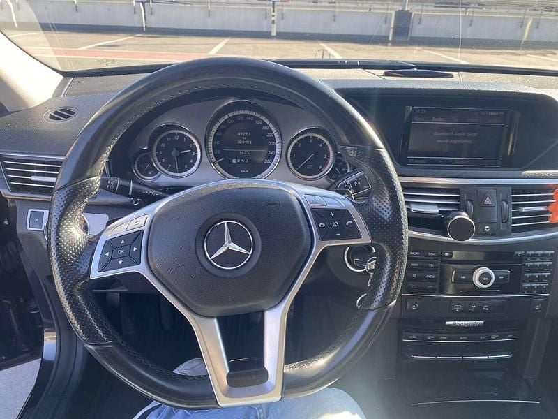 Gebraucht Mercedes E350 AMG 231 PS (169 kW) 2010 Schwarz Limousine