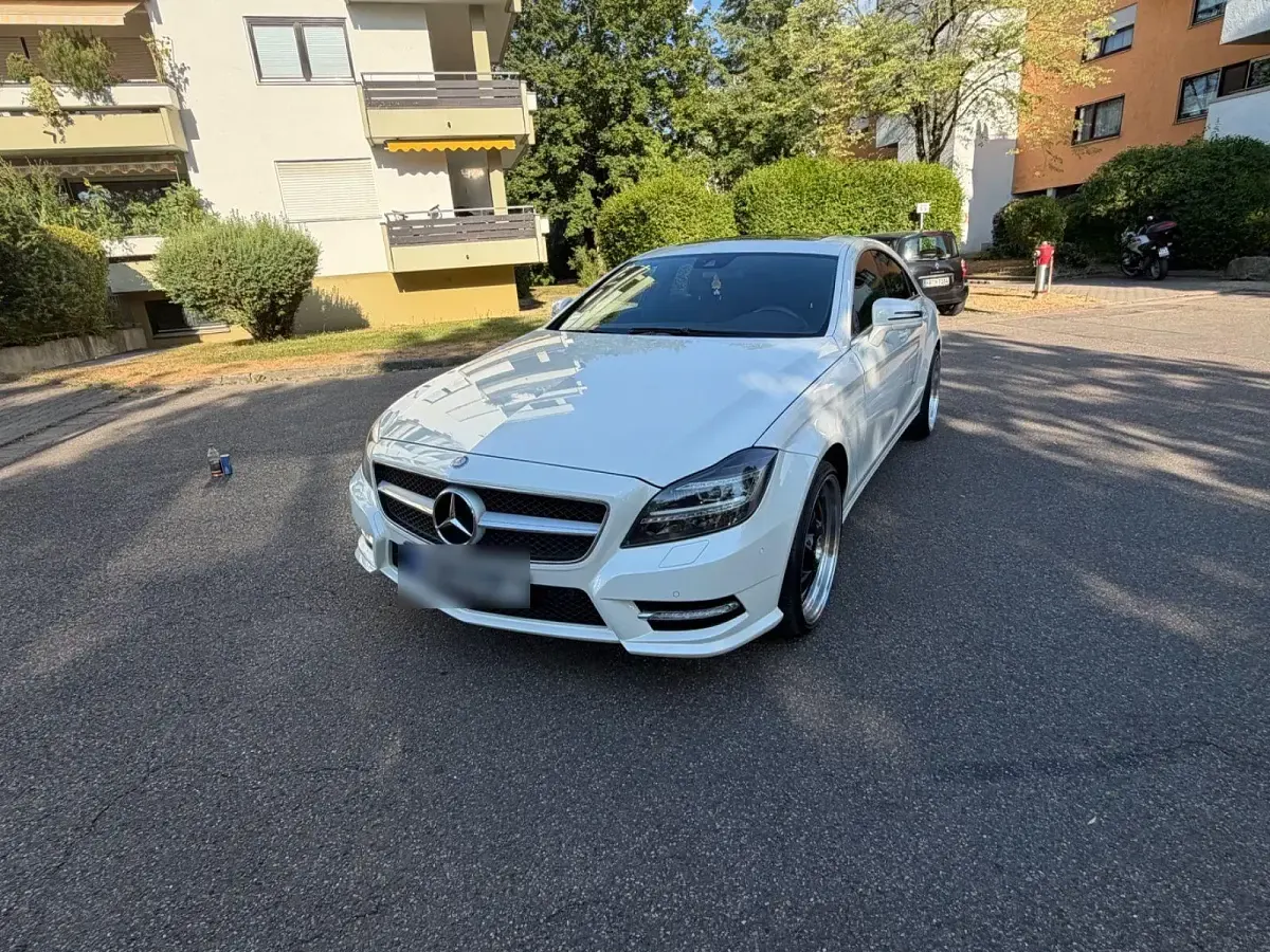 Gebraucht Mercedes CLS350 AMG 306 PS (225 kW) 2011 Weiß Coupé