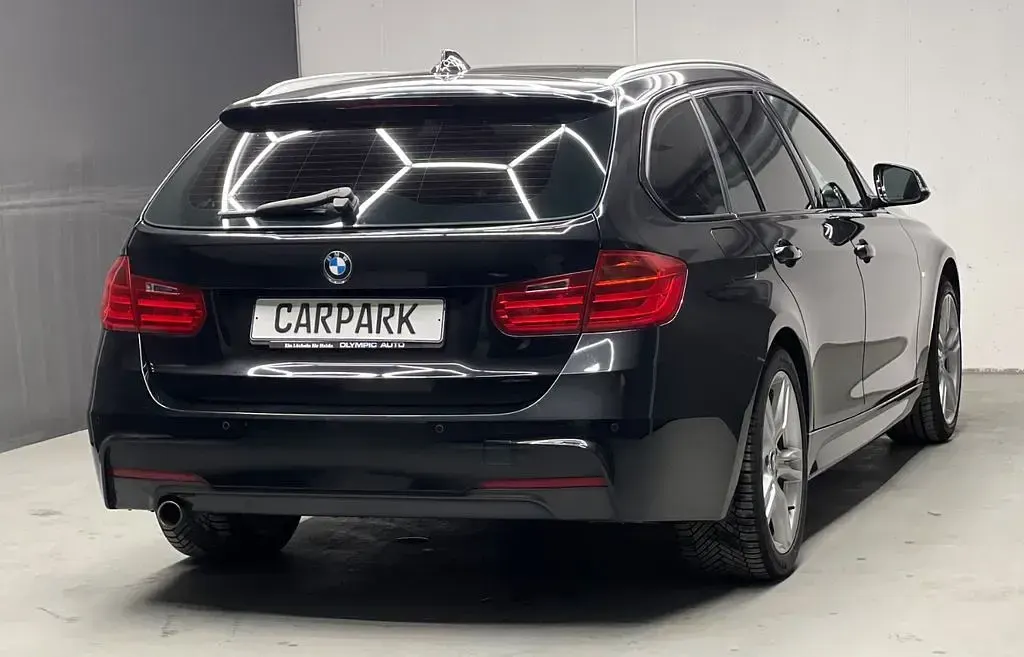 Gebraucht BMW 318 Comfort Edition 143 PS (105 kW) 2014 Schwarz Kombi