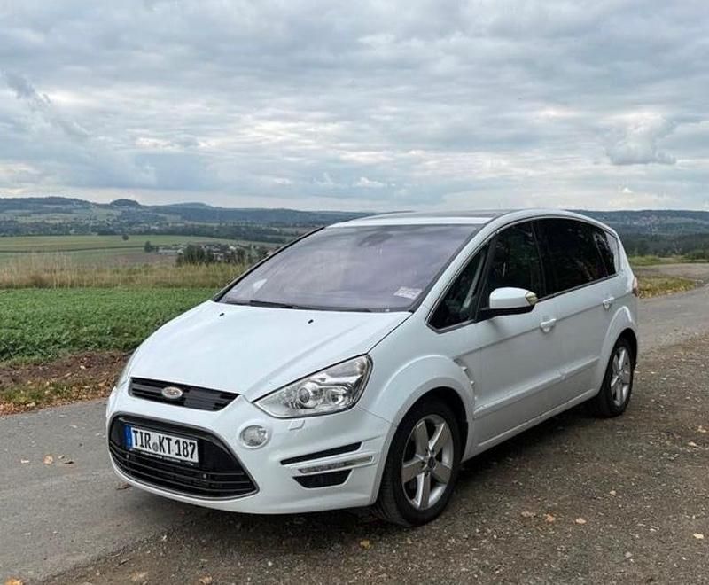 Weiß Gebraucht 2012 Ford S-MAX Titanium S Van / Kleinbus | 6.500 € (Fairer Preis) - Bild 1/4