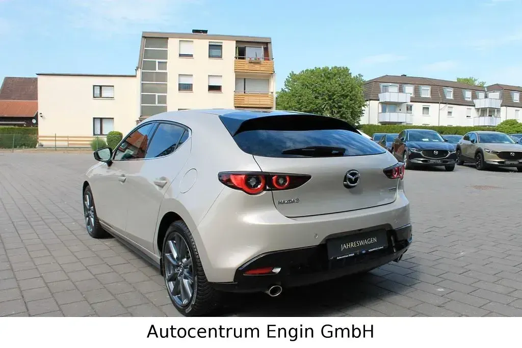 Gebraucht Mazda 3 Exclusive-Line 140 PS (102 kW) 2025 Beige Limousine