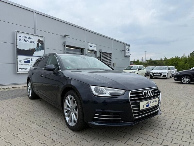 Blau Gebraucht 2018 Audi A4 Comfort Kombi | 17.980 € (Guter Preis) - Bild 1/4