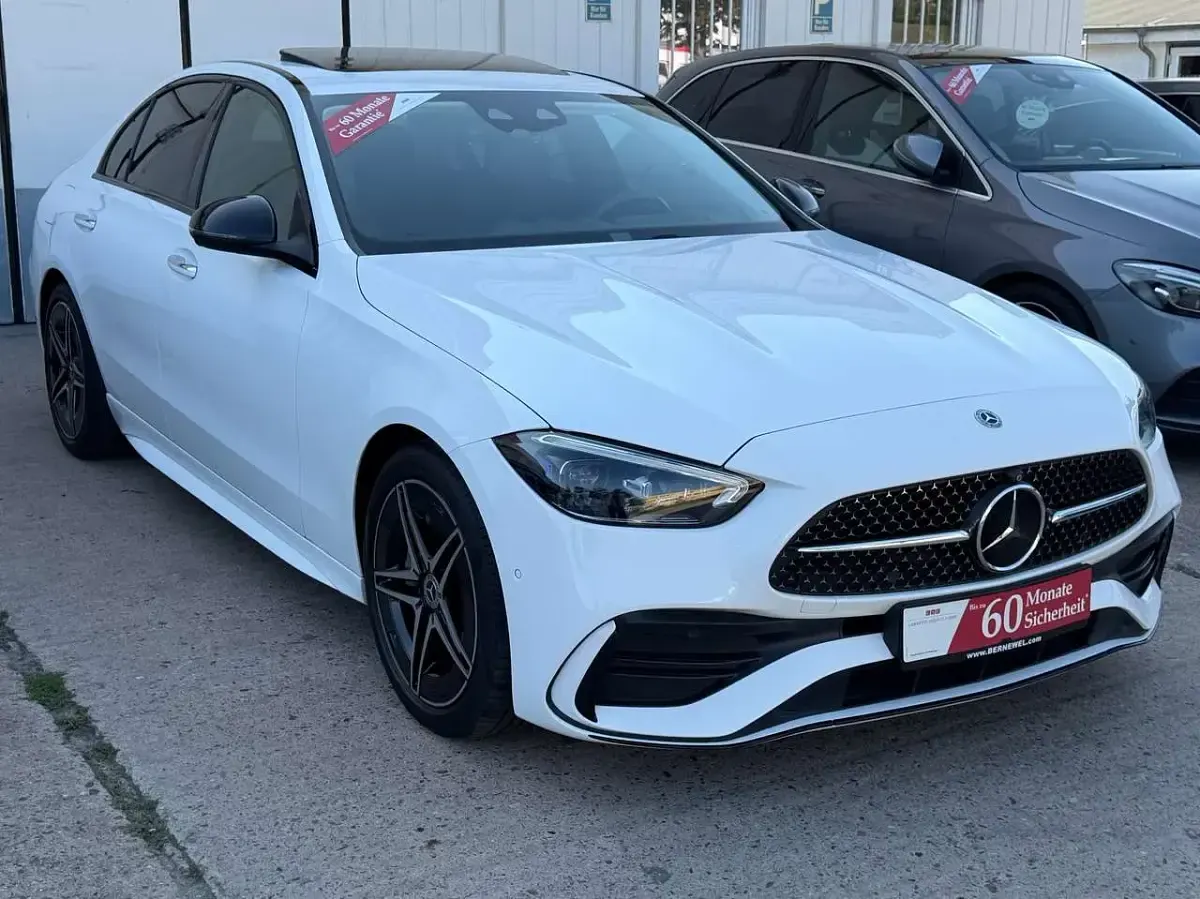 Gebraucht Mercedes C200 AMG 204 PS (150 kW) 2022 Polarweiss Limousine