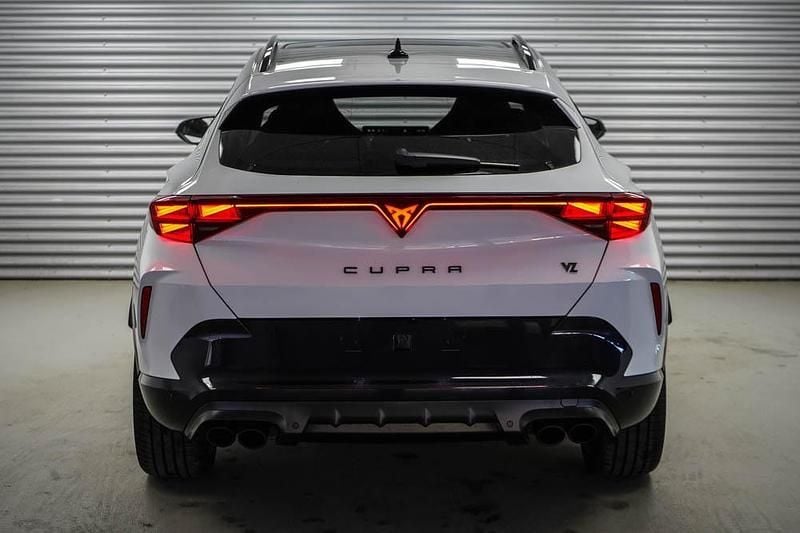 Neu Cupra Formentor VZ 333 PS (244 kW) 2025 Glacial white metallic (2y) SUV