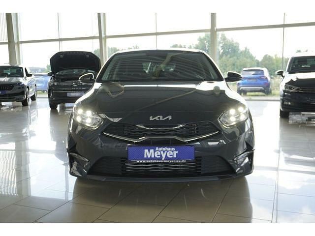 Pentametal Neu 2025 Kia Ceed Limousine | 21.910 € (Guter Preis) - Bild 1/4