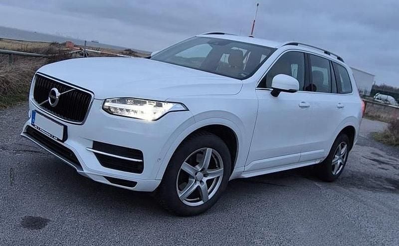 Weiß Gebraucht 2016 Volvo XC90 Business Edition SUV | 17.750 € (Superpreis) - Bild 1/4