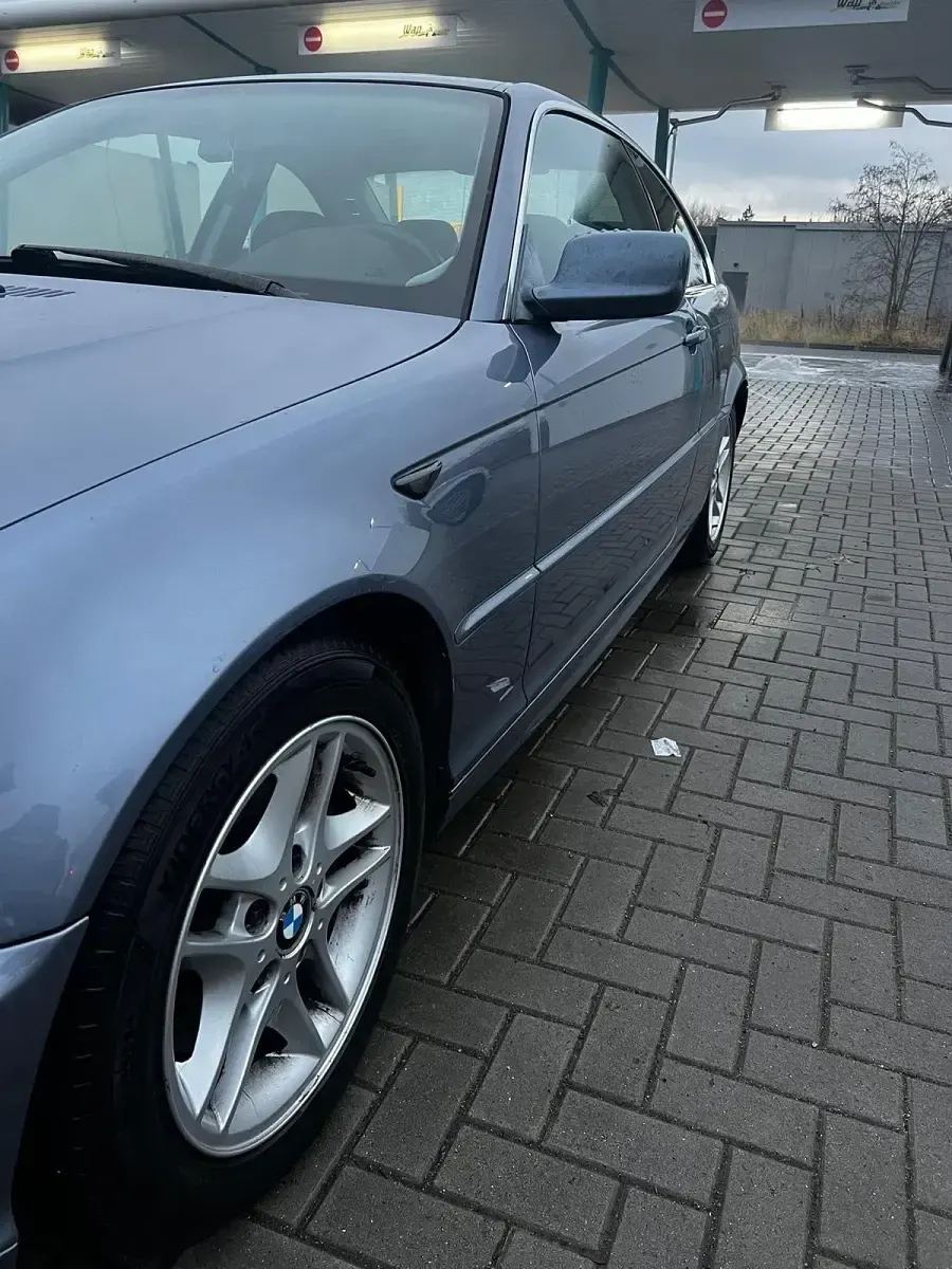 Używany BMW 325 192 KM (141 kW) 2005 Niebieski Coupe