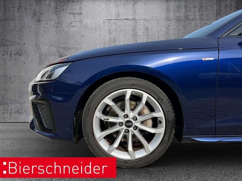 Gebraucht Audi A4 Sport 204 PS (150 kW) 2022 Blau Limousine