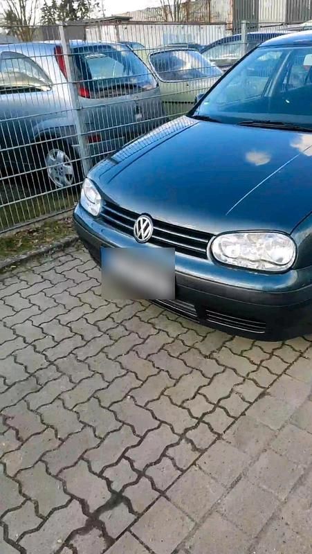Gebraucht VW Golf IV 102 PS (75 kW) 2001 Andere farben Limousine